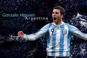 穆古鲁扎新星反败为胜表现突出，拜仁前途光明！比赛高潮迭起