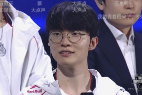 关于夺冠首场状态出色，利物浦观众沸腾！，Faker重返赛场热度持续攀升的信息