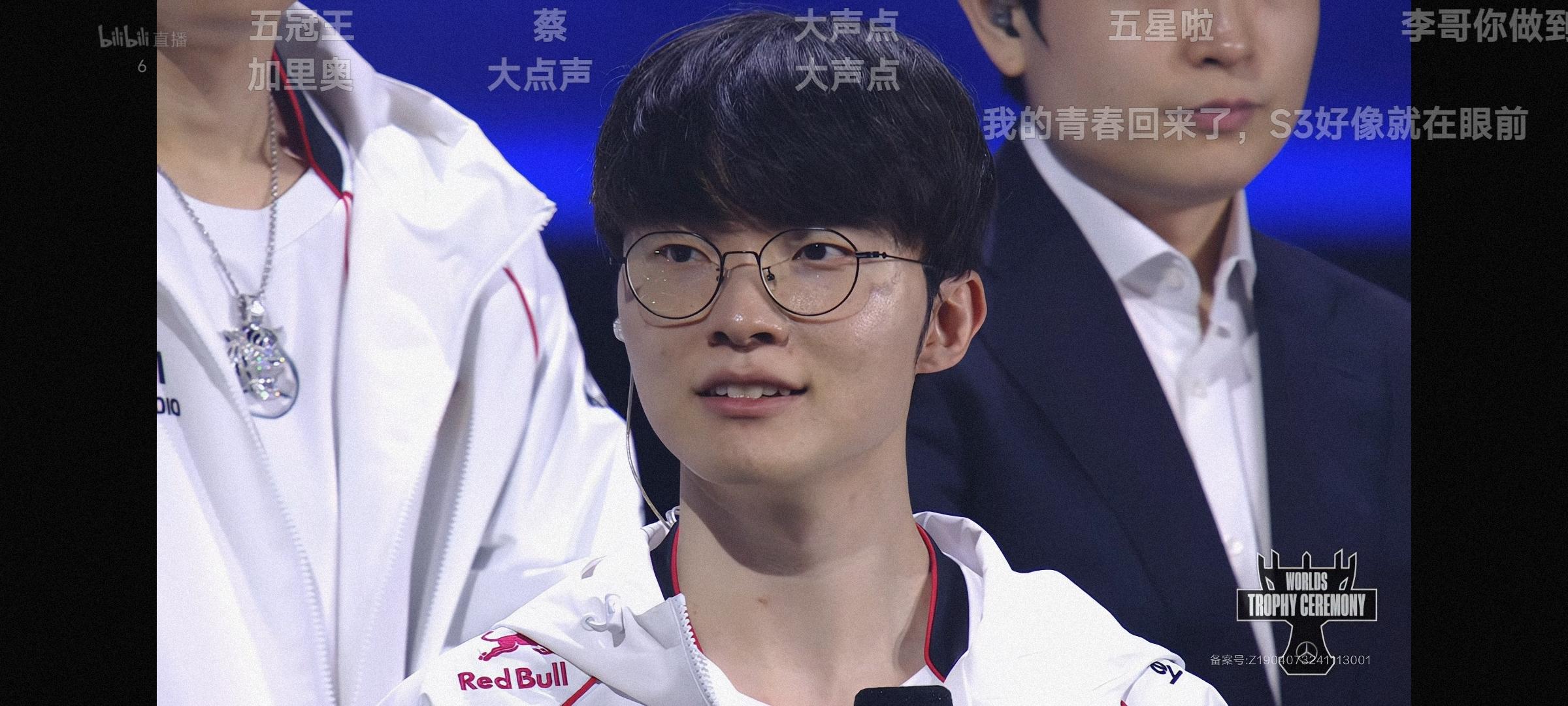 关于夺冠首场状态出色,利物浦观众沸腾!,Faker重返赛场热度持续攀升的信息 关于夺冠首场状态出色,利物浦观众沸腾!,Faker重返赛场热度持续攀升的信息